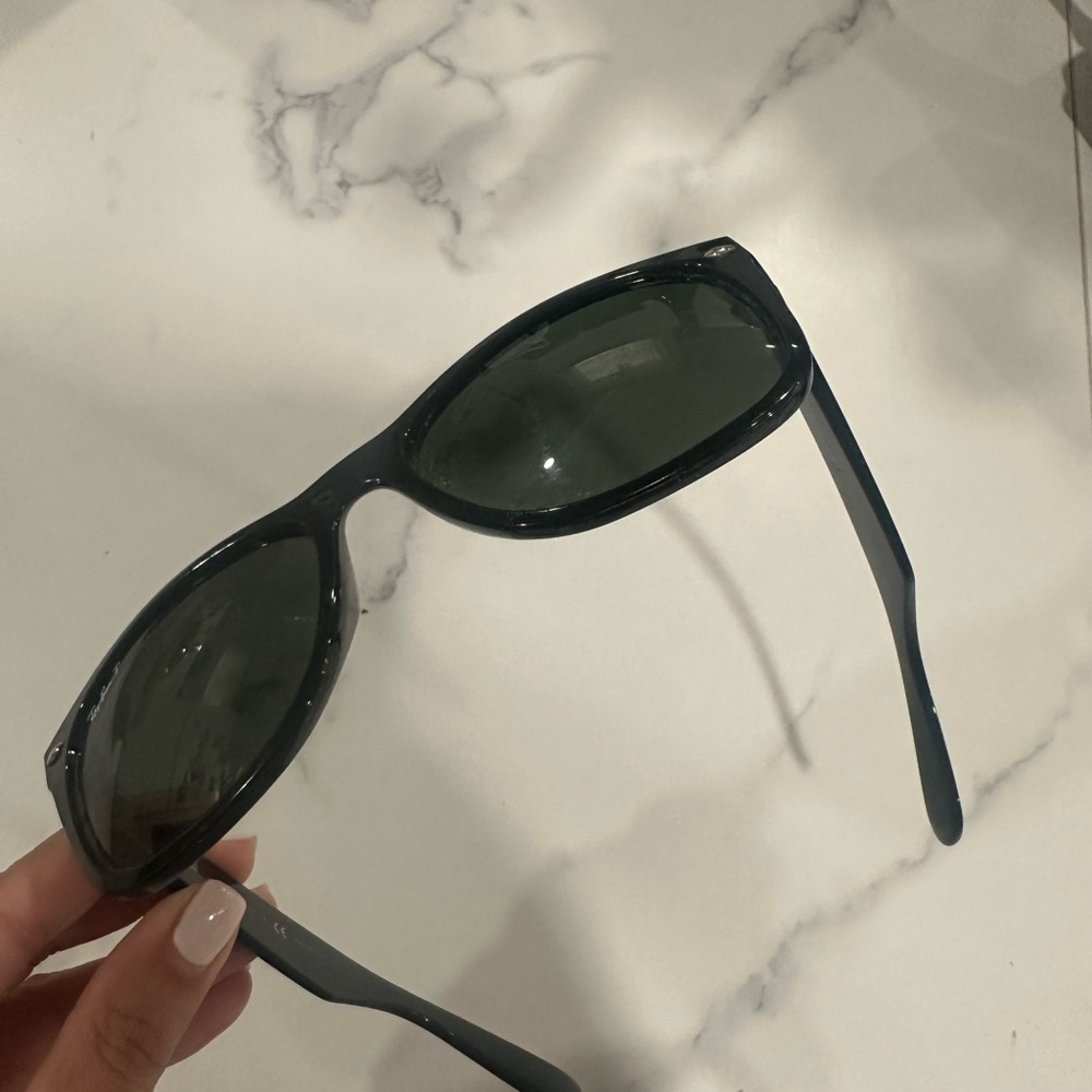 Ray-Ban Dark Frame Sunglasses - Picture 3 of 5